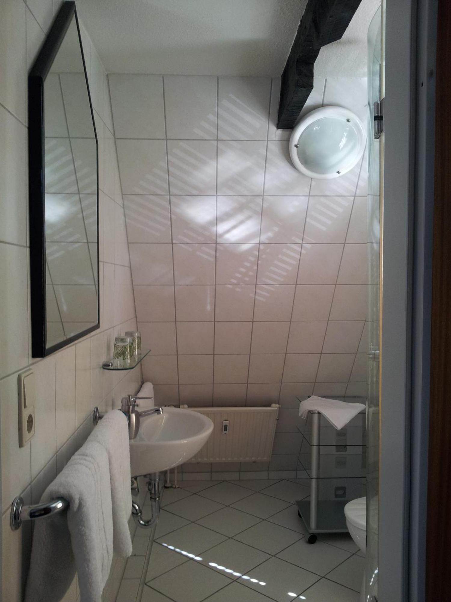 Altes Zollhaus Am Klinikum Hotell Lübeck Exteriör bild