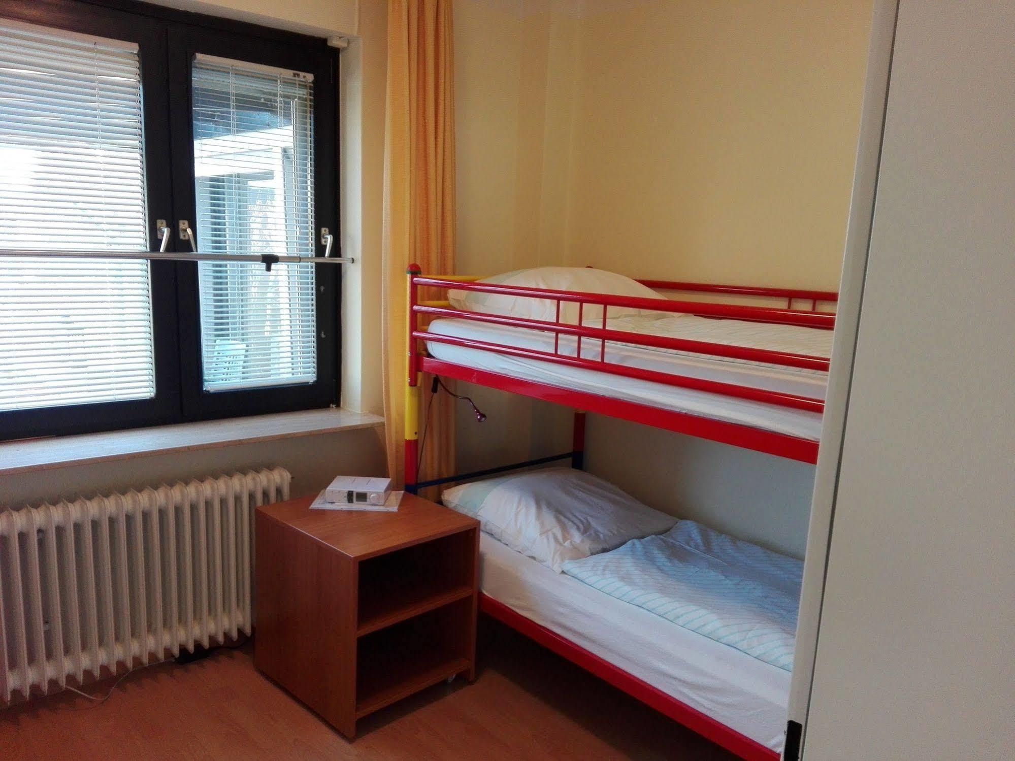 Altes Zollhaus Am Klinikum Hotell Lübeck Exteriör bild